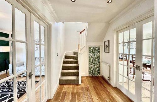 Fifield House | 11 m² House ∙ 3 bedrooms ∙ 6 guests
