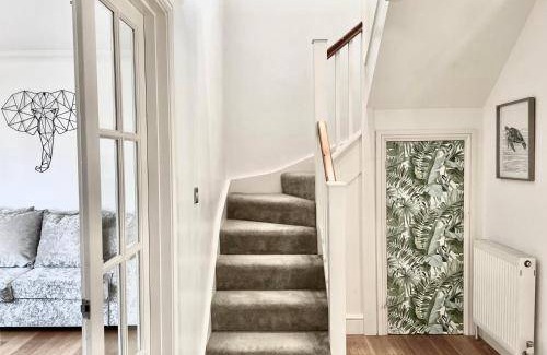 Fifield House | 11 m² House ∙ 3 bedrooms ∙ 6 guests
