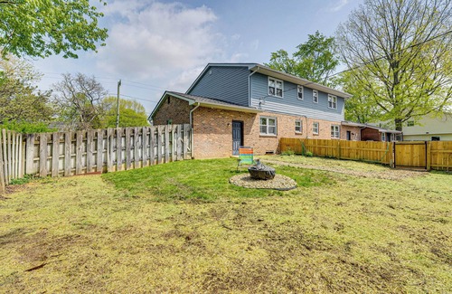 Worthington House | 11 Mi to Dtwn Columbus: Family Home w/Fire Pit!