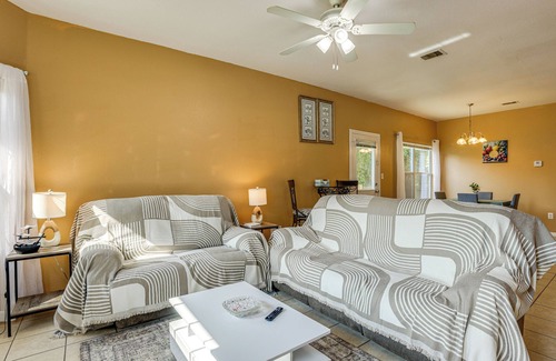 Northeast Houston House | 11 Mi to Dtwn Houston: Pet-Friendly Home w/Yard!