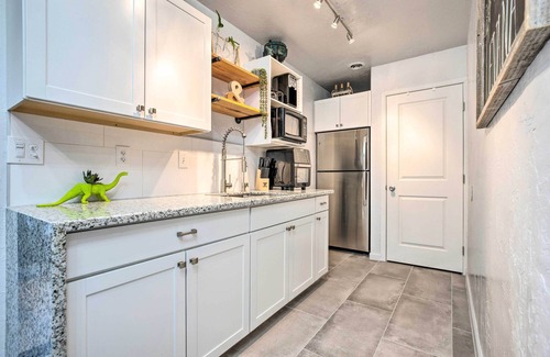 Laveen Village House | 11 Mi to Dtwn: Phoenix Guest House w/Hot Tub