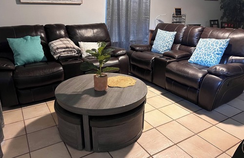 Broadmoor Apartment | 11 miles from LSU University, 70 miles New Orleans 60 miles Lafayette