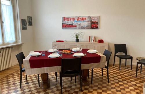 Cuneo Nuova Apartment | 110 m² Apartment ∙ 3 bedrooms ∙ 6 guests