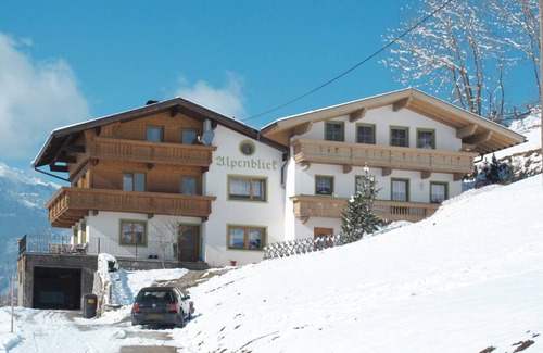 Gerlosberg Apartment | 110 m² Apartment ∙ 4 bedrooms ∙ 9 guests