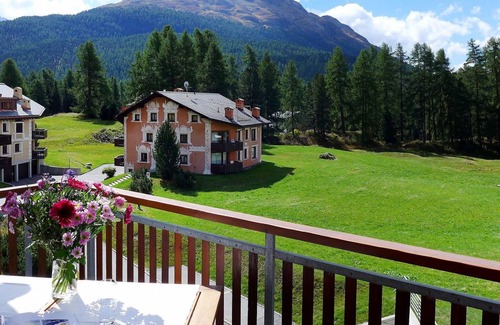 Pontresina Apartment | 110 m² Apartment ∙ 2 bedrooms ∙ 4 guests