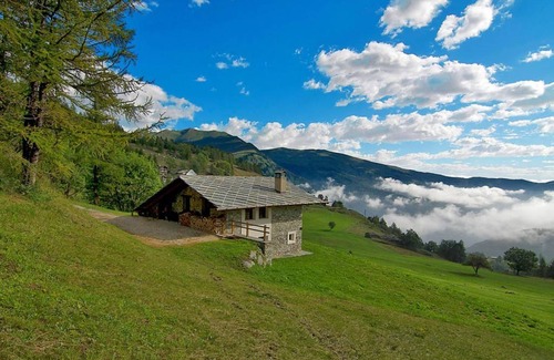 Sampeyre Ski Chalet | 110 m² Chalet ∙ 3 bedrooms ∙ 9 guests