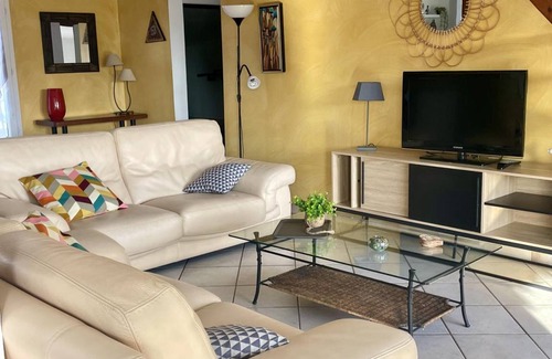 Perols House | 110 m² Gîte ∙ 4 bedrooms ∙ 8 guests