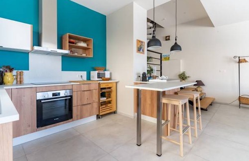 8th Arrondissement House | 110 m² House ∙ 3 bedrooms ∙ 5 guests