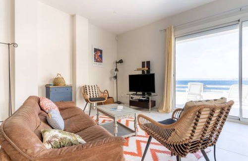 8th Arrondissement House | 110 m² House ∙ 3 bedrooms ∙ 4 guests