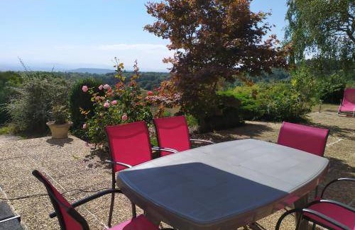 Chatel-Guyon House | 110 m² House ∙ 3 bedrooms ∙ 8 guests