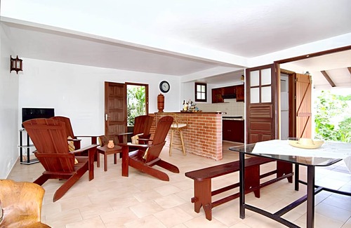 Riviere-Pilote House | 110 m² House ∙ 3 bedrooms ∙ 5 guests