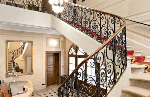 Saint Nicolas - Charles III - Ville vieille - Trois Maisons - Leopold Resort | 110 m² Private room ∙ 1 bedroom ∙ 5 guests