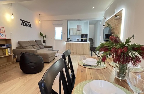 Pedralba Villa | 110 m² Villa ∙ 3 bedrooms ∙ 6 guests