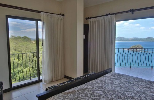 Playa Flamingo Apartment | 112 m² Apartment ∙ 2 bedrooms ∙ 4 guests