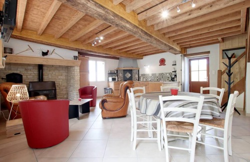 Lourdios-Ichere House | 113 m² Gîte ∙ 3 bedrooms ∙ 6 guests