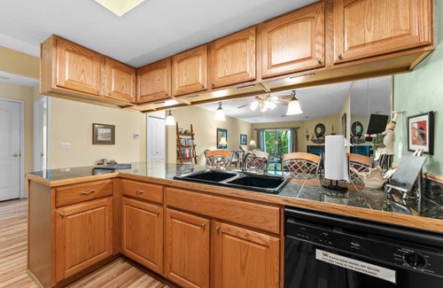 Table Rock Condo | 114 m² Condo ∙ 2 bedrooms ∙ 6 guests