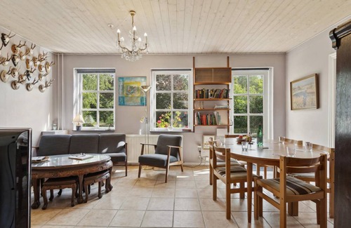 Stenstrup House | 114 m² Farmhouse ∙ 3 bedrooms ∙ 6 guests