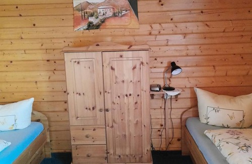 Hermsdorf-Erzgebirge Apartment | 115 m² Apartment ∙ 2 bedrooms ∙ 4 guests