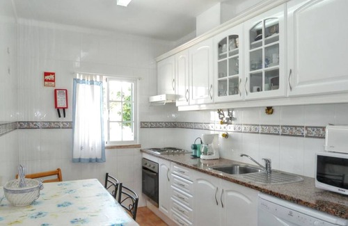 Manta Rota House | 115 m² House ∙ 2 bedrooms ∙ 5 guests