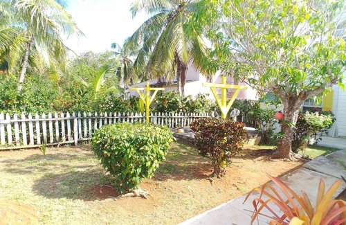 Governor's Harbour House | 115 year old Heritage Bahamian house