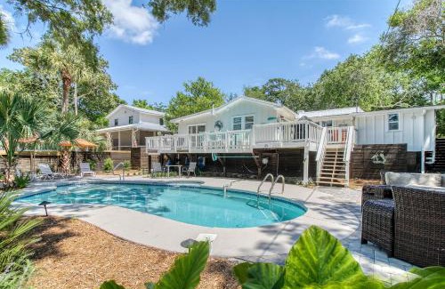 Folly Beach House | 116 E Hudson - Heaven's Folly - Private Pool - Central Location