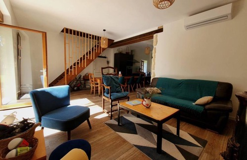 Dompierre-sur-Veyle House | 116 m² Gîte ∙ 3 bedrooms ∙ 10 guests