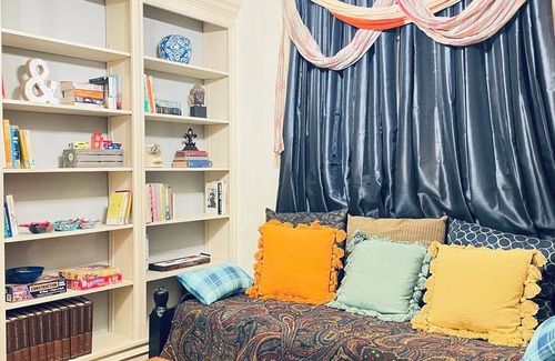 Natchez Apartment | 118 B&B - Center of Historic Downtown Natchez Listed Instant Book on