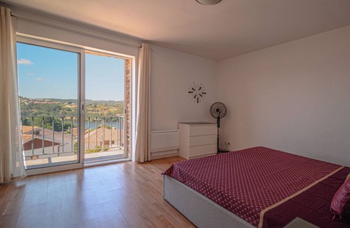Melres House | 119 m² House ∙ 1 bedroom ∙ 6 guests