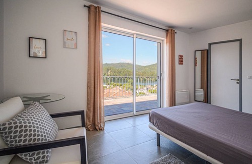Melres House | 119 m² House ∙ 1 bedroom ∙ 6 guests