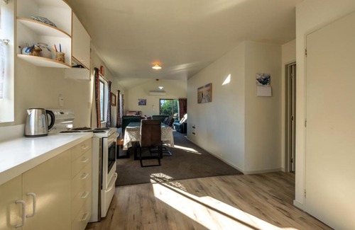 Hanmer Springs House | 11b Leamington Street