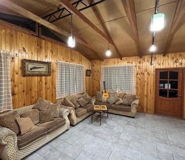 Cholpon-Ata House | 12 Месяцев