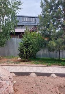 Cholpon-Ata House | 12 Месяцев
