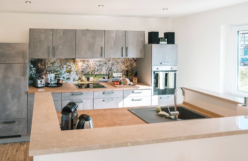 Durbach Apartment | 12 Kirschen, Terrasse, 82qm, 2 Schlafzimmer, max. 6 Personen