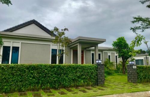 Phuoc Thuan Villa | 12- LUXURY VILLA 3 bedrooms COASTAR HỒ TRÀM RESORT ll Private pool ll large garden ll BBQ next to the HAMPTONS 300m - beautifull beach
