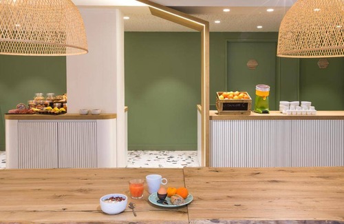 Bordeaux Sud Hotel | 12 m² Hotel ∙ 10 guests