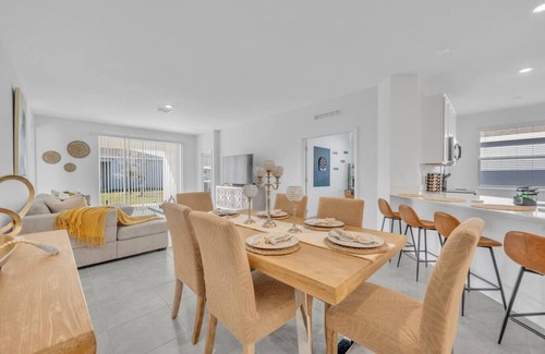Winter Haven House | 12 min to Legoland & SeaLife- Games/Peppa Pig/Dinning