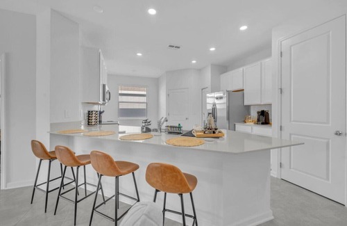 Winter Haven House | 12 min to Legoland & SeaLife- Games/Peppa Pig/Dinning