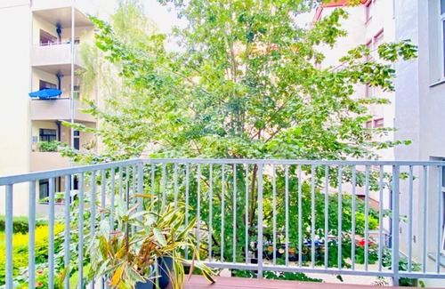 Brigittenau Apartment | 12 min to Praterstern - elegant 2BR Apt w/Balcony