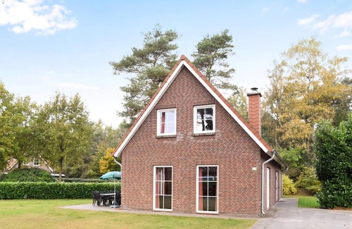 Dwergte House | 12-person bungalow in the holiday park Landal Dwergter Sand