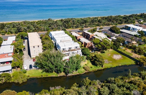 Seaford Apartment | 12 Riverview in Seaford