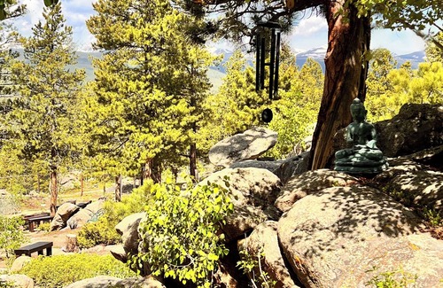 Black Hawk House | 120 acre Private Ranch! Pristine Mountain Views & Wilderness!