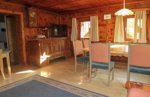 Sankt Anton am Arlberg Apartment | 120 m² Apartment ∙ 4 bedrooms ∙ 10 guests