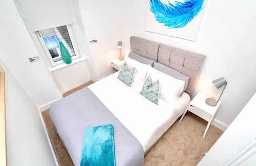 Helensburgh Apartment | 120 m² Apartment ∙ 2 bedrooms ∙ 6 guests