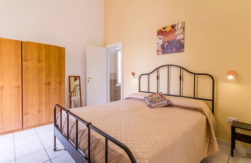 Catania City Centre Apartment | 120 m² Apartment ∙ 3 bedrooms ∙ 7 guests