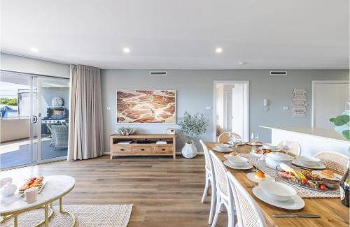 Fingal Bay Apartment | 120 m² Apartment ∙ 4 bedrooms ∙ 9 guests