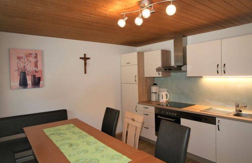Holdernach House | 120 m² Farmhouse ∙ 4 bedrooms ∙ 10 guests