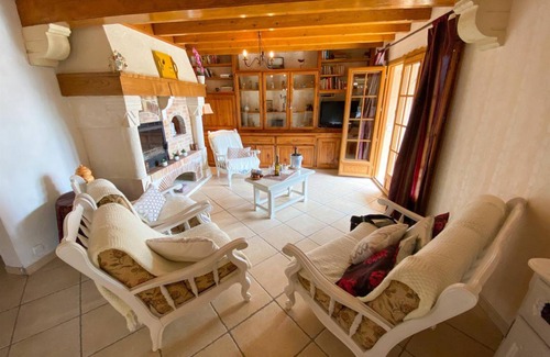 Pouzols-Minervois House | 120 m² Gîte ∙ 3 bedrooms ∙ 6 guests
