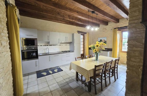 Salignac-Eyvignes House | 120 m² Gîte ∙ 3 bedrooms ∙ 6 guests