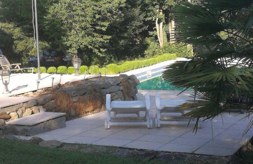 Saint-Benoit House | 120 m² Gîte ∙ 4 bedrooms ∙ 8 guests