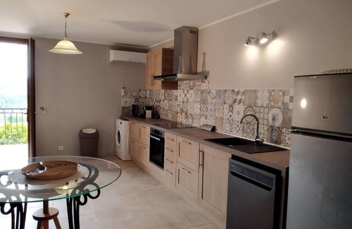 La Tour-Sur-Orb House | 120 m² House ∙ 2 bedrooms ∙ 4 guests